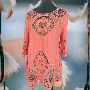 One World. Embroidered and lace cotton boho tunic